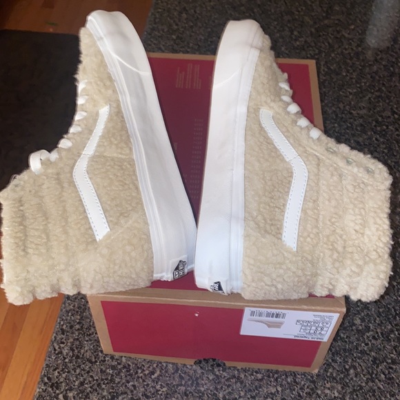 Vans Vans Wmns SK8 Hi Tapered Cozy Hug Mojove Desert  (no lid on box) Faux Fur - Picture 5 of 9